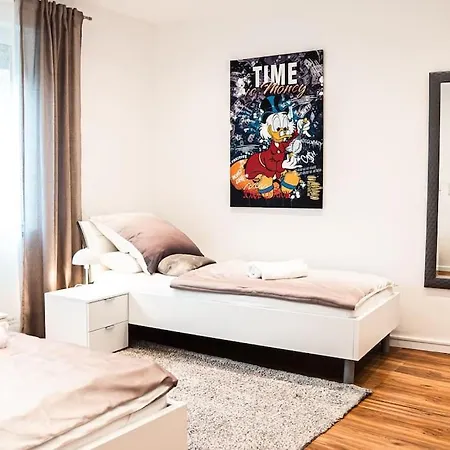 Апартаменты Kj Ferienwohnung Zentral - Swimming Pool - Balkon - Parkplatz