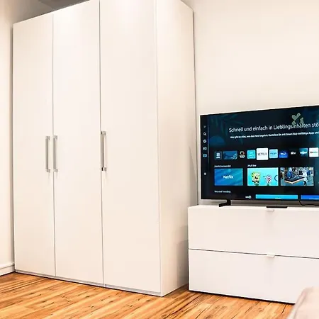 Appartamento Kj Ferienwohnung Zentral - Swimming Pool - Balkon - Parkplatz *