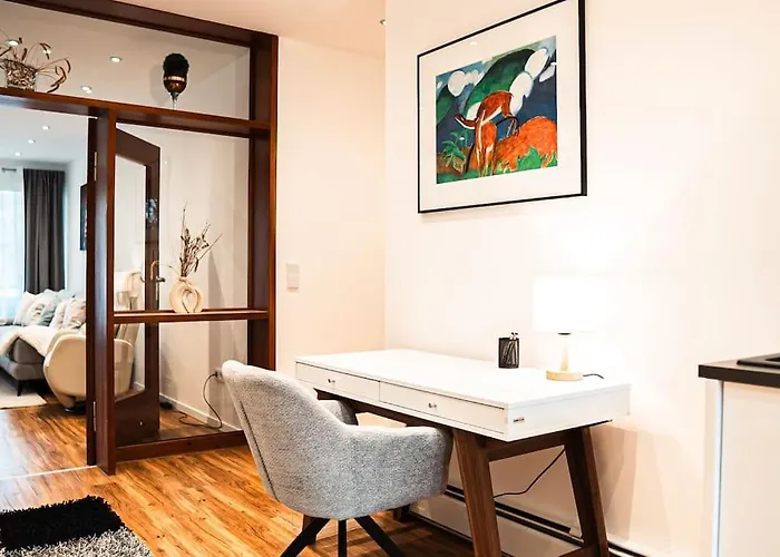 Kj Ferienwohnung Zentral - Swimming Pool - Balkon - Parkplatz Апартаменты