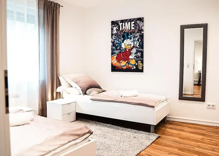 아파트 Kj Ferienwohnung Zentral - Swimming Pool - Balkon - Parkplatz