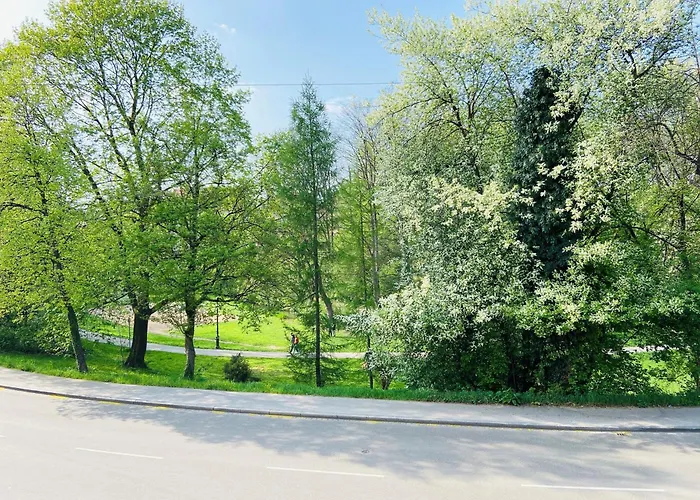 Апартаменты Kj Ferienwohnung Zentral - Swimming Pool - Balkon - Parkplatz